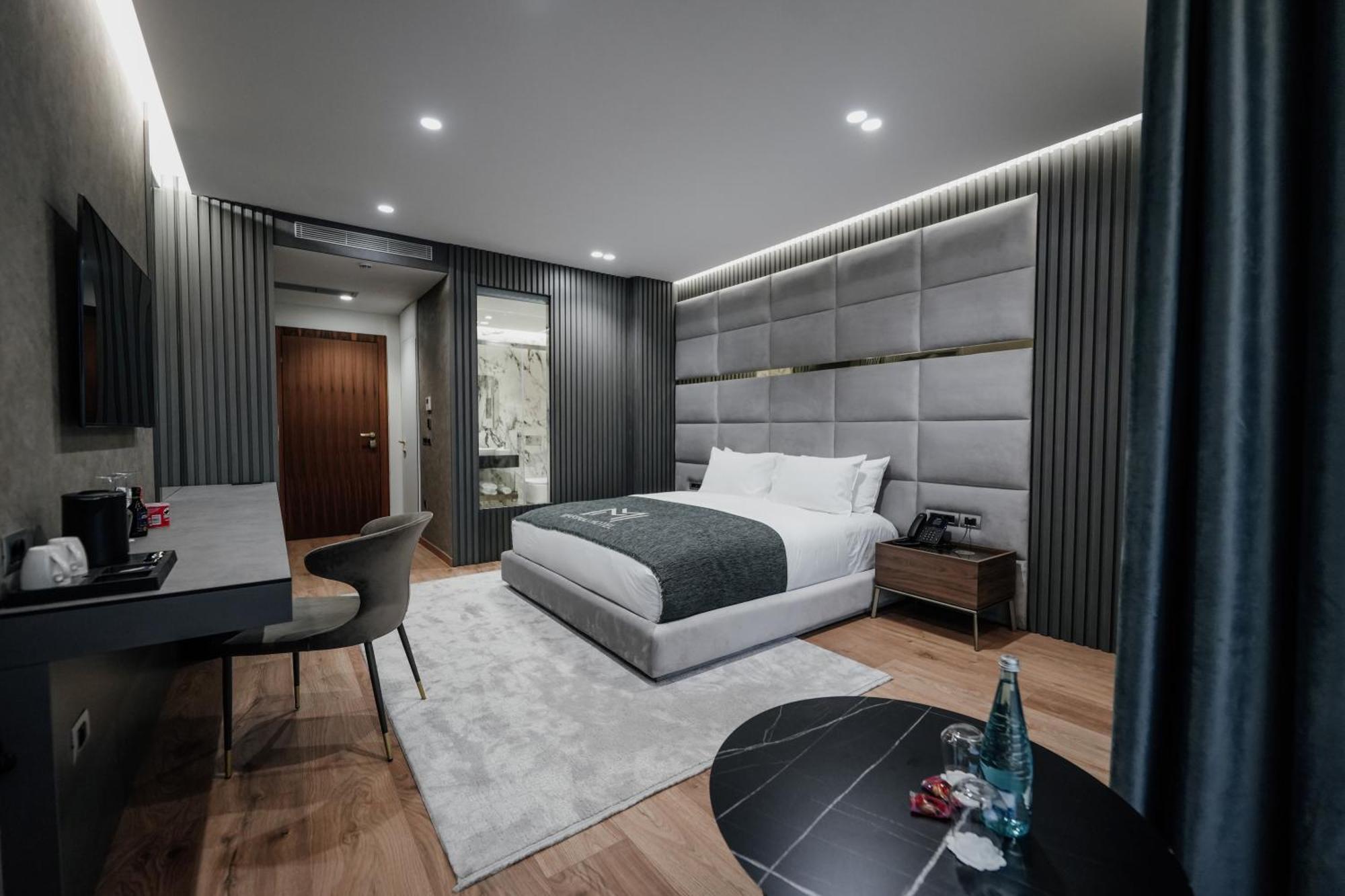Marinaj Hotel & Spa 地拉那 外观 照片
